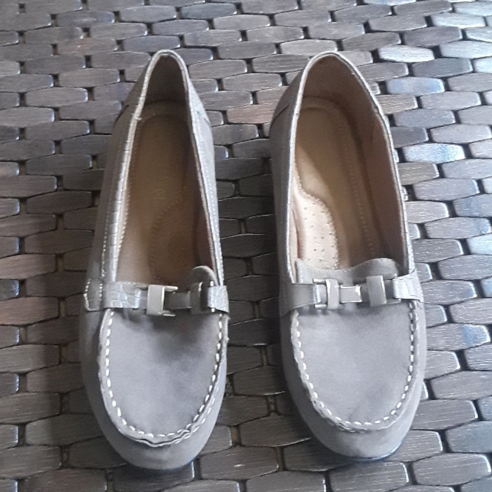 Very comfortable Suede/ Croc Shoes